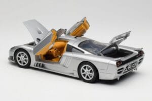 Saleen S7 Argent Motormax 1:18 73117 Métal — image 5 sur 8