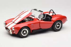 Shelby Cobra 427 S/C Guardsman Red ERTL 1:18 7369 Métal — image 2 sur 8