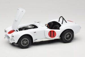 Shelby Cobra 427 S/C Blanc Auto World 1:18 AWSS104 Métal — image 2 sur 8