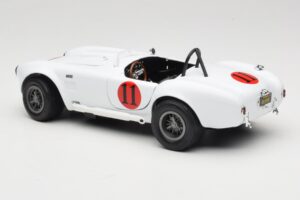 Shelby Cobra 427 S/C Blanc Auto World 1:18 AWSS104 Métal — image 7 sur 8