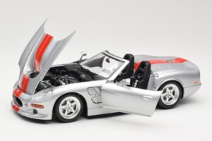 Shelby Series 1 Argent Bburago 1:18 3323 Métal — image 2 sur 8