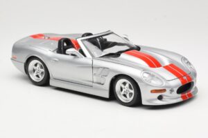 Shelby Series 1 Argent Bburago 1:18 3323 Métal — image 6 sur 8