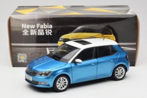 Skoda Fabia Mk3 Bleu OEM 1:18 ZSF000004BLA Métal — image 8 sur 8