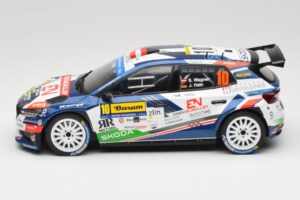 Skoda Fabia Rally2 #10 S. Wagner / G. Winter Barum Czech Rally Zlín 2024 IXO 1:18 18RMC221 Métal — image 3 sur 6
