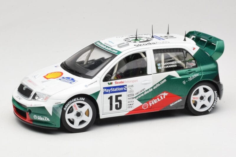 Skoda Fabia WRC #15 T. Gardemeister / P. Lukander WRC 1999 Solido 1:18 90457 Métal
