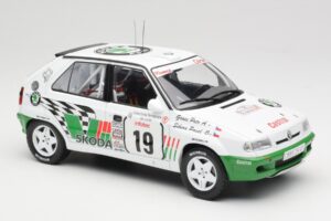 Skoda Felicia Kit Car #19 P. Sibera / P. Gross Tour de Corse 1995 IXO 1:18 18RMC149B Métal — image 4 sur 6