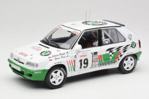 Skoda Felicia Kit Car #19 P. Sibera / P. Gross Tour de Corse 1995 IXO 1:18 18RMC149B Métal