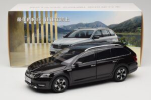 Skoda Octavia Mk4 Combi Marron Paudi Model 1:18 ZMR000005BRA Métal — image 8 sur 8