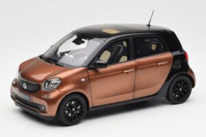 Smart Forfour W453 Noir Hazel Marron Norev 1:18 B66960299 Métal