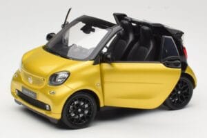 Smart Fortwo 453 Cabriolet Noir Et Jaune Norev 1:18 B66960289 Métal — image 2 sur 8