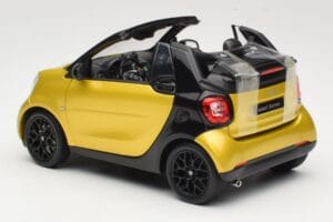 Smart Fortwo 453 Cabriolet Noir Et Jaune Norev 1:18 B66960289 Métal — image 7 sur 8