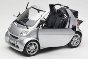 Smart Fortwo W450 Brabus Cabrio Argent Édition Concessionnaire Kyosho 1:18 0017769V001C05Q00 Métal — image 2 sur 8