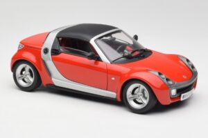 Smart Roadster Rouge Bburago 1:18 34099 Métal — image 6 sur 8