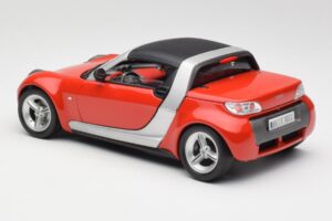Smart Roadster Rouge Bburago 1:18 34099 Métal — image 7 sur 8