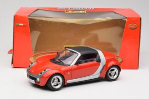 Smart Roadster Rouge Bburago 1:18 34099 Métal — image 8 sur 8
