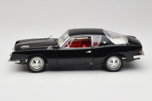 Studebaker Avanti Noir Signature Models 1:18 STUDEBAKER001 Métal — image 4 sur 8