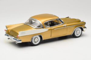 Studebaker Golden Hawk Anson 1:18 30384 Métal — image 3 sur 8