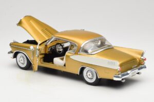 Studebaker Golden Hawk Anson 1:18 30384 Métal — image 5 sur 8