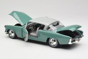 Studebaker Starliner Seafoam Vert & Shasta Blanc Maisto 1:18 31651 Métal — image 6 sur 8