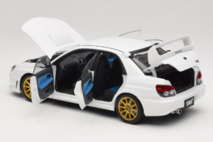 Subaru Impreza WRX STi GD Blanc AUTOart 1:18 78682 Métal — image 5 sur 8