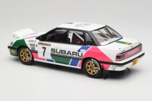 Subaru Legacy RS BC5 Group A #7 C. McRae / D. Ringer Rally Sweden 1992 Otto 1:18 OT1158 Résine — image 5 sur 6