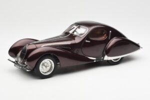 Talbot-Lago T150 C-SS Figoni & Falaschi Teardrop Bordeaux Foncé Métallisé CMC 1:18 M-179 Métal