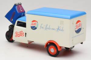 Tempo Dreirad Kastenwagen Pepsi Minichamps 1:18 150099024 Métal — image 5 sur 8
