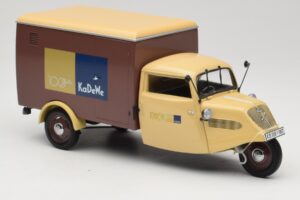 Tempo Hanseat 100 Jahre KaDeWe Minichamps 1:18 686354688 Métal — image 6 sur 8