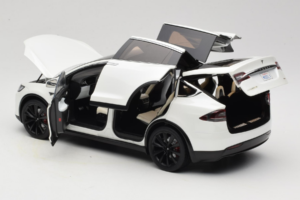 Tesla Model X Blanc OEM 1:18 TESLA001 Métal — image 5 sur 8