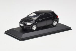 Toyota Auris E150 Noir Minichamps 1:43 TOYOTA004 Métal — image 2 sur 4