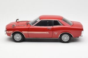 Toyota Celica 1600 GT TA22 Rouge AUTOart 1:18 78783 Métal — image 4 sur 8