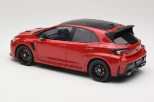 Toyota GR Corolla Circuit Edition E210 Supersonic Red Otto 1:18 OT1072 Résine — image 5 sur 6