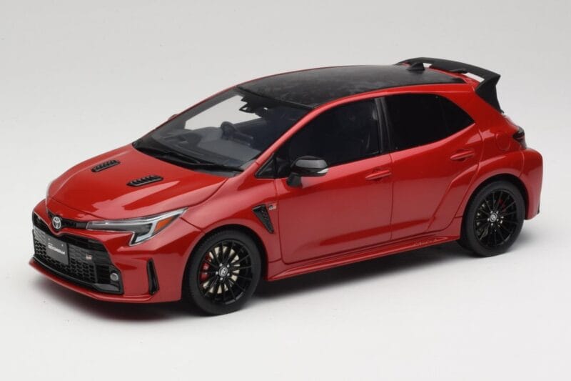 Toyota GR Corolla Circuit Edition E210 Supersonic Red Otto 1:18 OT1072 Résine