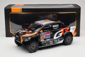 Toyota GR DKR Hilux Evo #211 H. Lategan / B. Cummings Rally Dakar 2025 IXO 1:18 18RMC237 Métal — image 6 sur 6