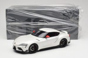 Toyota GR Supra A90 Fuji Speedway Edition White Pearl Metallic GT Spirit 1:18 GT341 Résine — image 6 sur 6