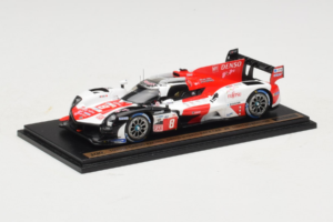 Toyota GR010 Hybrid Hypercar #8 S. Buemi / B. Hartley / R. Hirakawa Toyota Gazoo Racing 24 Hours of Le Mans 2023 Spark 1:43 T — image 3 sur 4