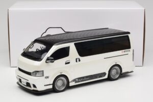 Toyota Hiace Super GL Pearl White Otto 1:18 OT1136 Résine — image 6 sur 6