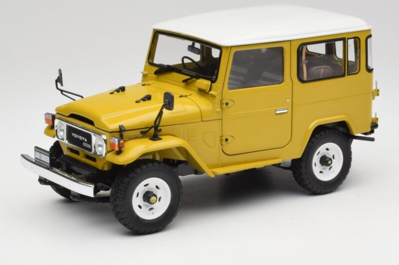 Toyota Land Cruiser FJ40 Jaune Moutarde Kyosho 1:18 08971Y Métal