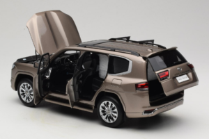 Toyota Land Cruiser LC300 ZX Or LCD 1:18 LCD18013-ZX-GO Métal — image 5 sur 8