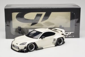 Toyota Pandem GR86 ZN8 Crystal White GT Spirit 1:18 GT498 Résine — image 6 sur 6