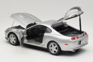 Toyota Supra A80 Argent Kyosho 1:18 8847 Métal — image 5 sur 8