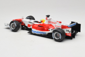 Toyota TF105 #17 R. Schumacher Panasonic Toyota Racing 2005 Minichamps 1:18 100050017 Métal — image 5 sur 7