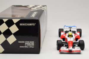 Toyota TF105 #17 R. Schumacher Panasonic Toyota Racing Showcar 2005 Minichamps 1:18 100050087 Métal — image 6 sur 7