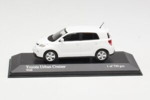 Toyota Urban Cruiser Blanc Minichamps 1:43 400166960 Métal