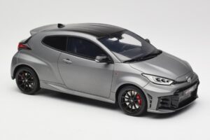 Toyota GR Yaris XP210 Precious Metal Otto 1:18 OT1127 Résine — image 4 sur 6