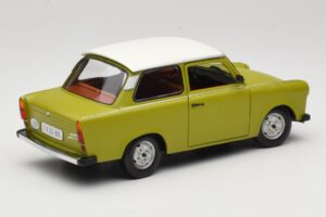 Trabant 601 Vert Sun Star 1:18 4289 Métal — image 3 sur 8