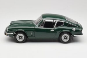Triumph GT6 Mk3 Vert Sun Star 1:18 1055 Métal — image 4 sur 8