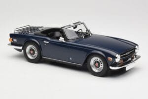 Triumph TR6 PI Bleu Foncé Minichamps 1:18 155132032 Métal — image 4 sur 6