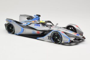 Venturi VFE05 Team Venturi #19 F. Massa Formula E Season 5 2019 Minichamps 1:18 114180019 Métal — image 4 sur 6
