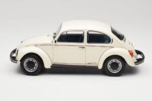 Volkswagen 1200 Jeans Bug Blanc Minichamps 1:18 150057101 Métal — image 4 sur 8